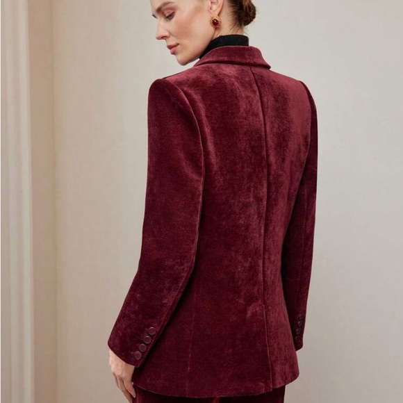 MOTF Double-Breasted Velvet Blazer in Deep Wine - Picture 2 of 8